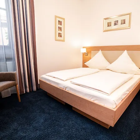 Akzent Schranne Ротенбург-на-Таубере