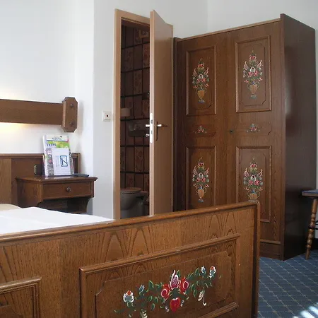 Akzent Schranne 3* Ротенбург-на-Таубері