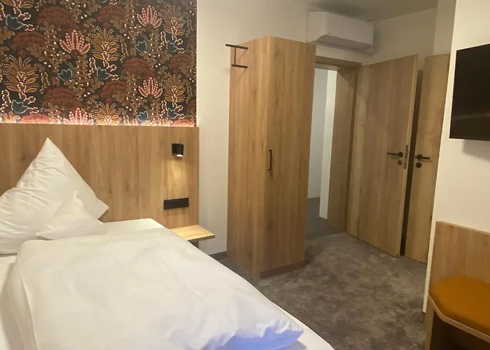 Akzent Schranne Hotell 3*